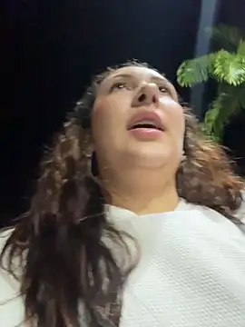 Chat +18 de KittyObsession ao vivo