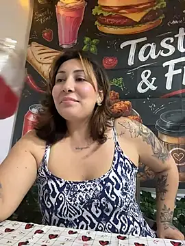 KittyObsession Pertunjukan Webcam