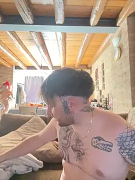 Dollyred Pertunjukan Webcam