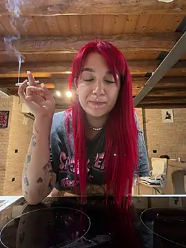 Dollyred – webcam-show