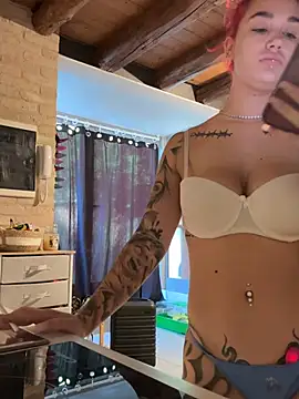 Dollyred Show Webcam