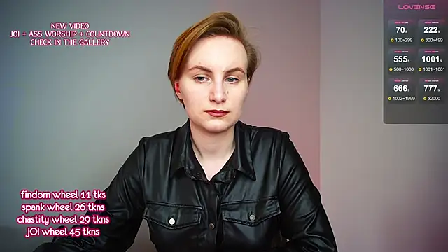 KinkyMissCherry Chat XXX in diretta