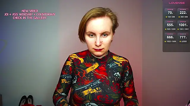 Chat XXX en directo de KinkyMissCherry