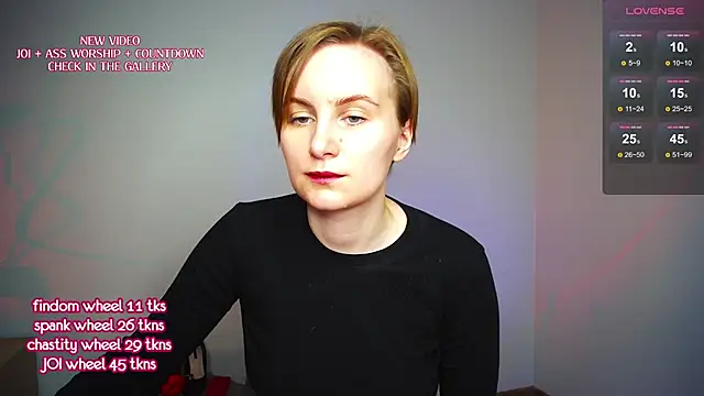 KinkyMissCherry webcam show