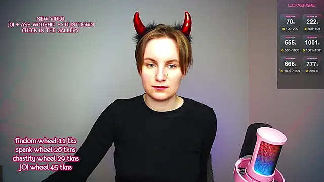 KinkyMissCherry Webcam-Show