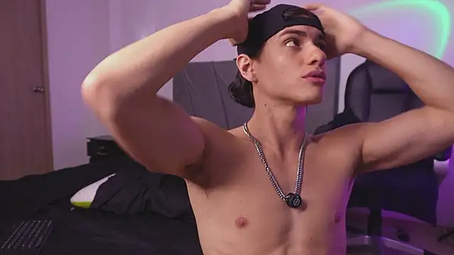 bbbeachboy Webcam Show