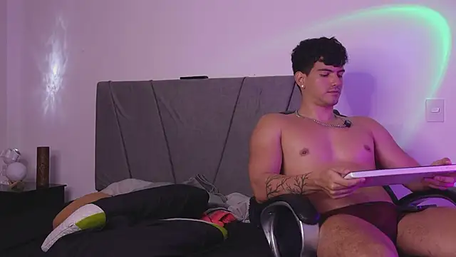 bbbeachboy Webcamshow