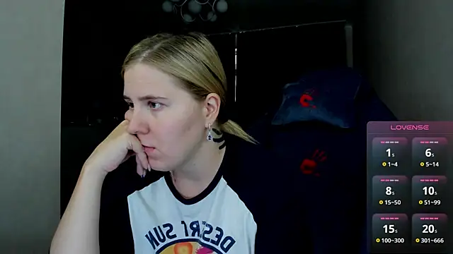 Olivia_Munk élő XXX-chatje