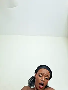 Kamdollie Live XXX-Chat