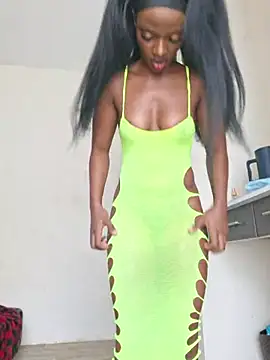 Chatroom XXX en direct de Kamdollie