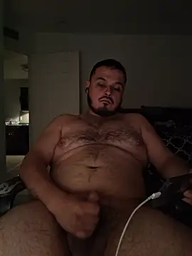 הופעת וובקאם של sweetdicktury