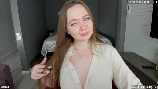 LizaGost Chat XXX in diretta