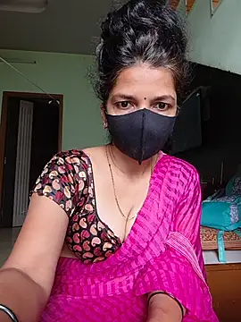 Chat XXX ao vivo de Shuttii_25