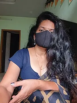 Shuttii_25's Webcam Show
