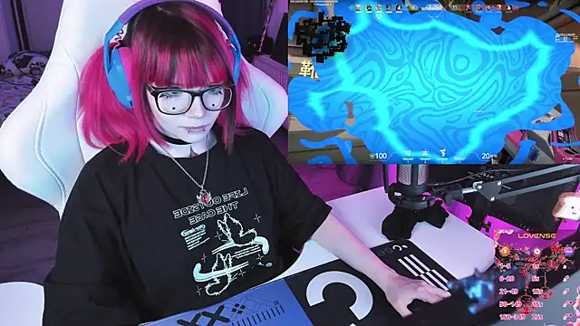 Yumi_Youkai Show in webcam