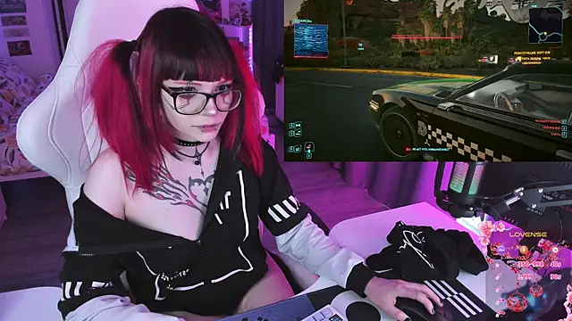 Yumi_Youkai Pertunjukan Webcam