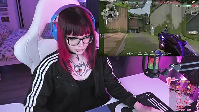 Yumi_Youkain Webbikameraesitys