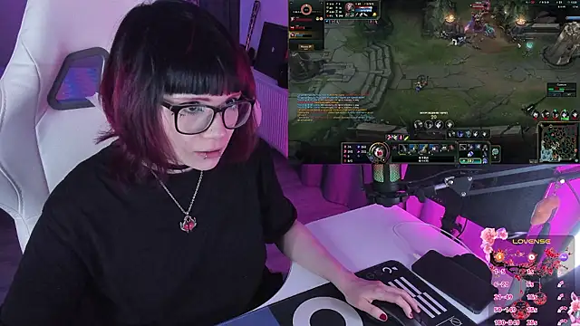 Yumi_Youkai Show Webcam