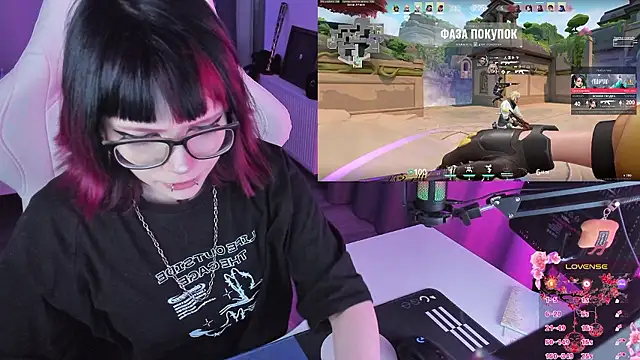 Yumi_Youkai webkamerás műsora