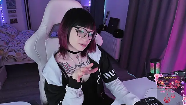 Yumi_Youkai Adlı Modelin Web Kamerası Şovu
