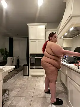 Fifty_Shades_Of_Redd Show in webcam
