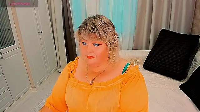 BIGTITSBBW's Live XXX Chat