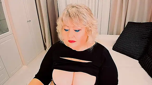 BIGTITSBBW Adlı Modelin Canlı XXX Sohbeti