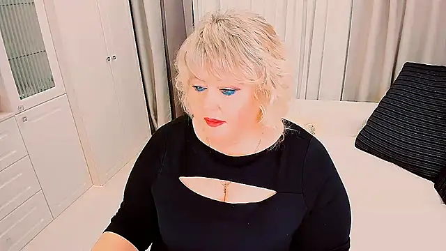 BIGTITSBBW Chat XXX in diretta