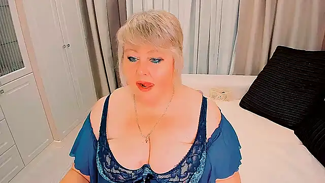 BIGTITSBBW Webcam-Show