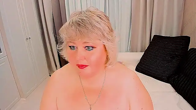 BIGTITSBBW Webcamshow