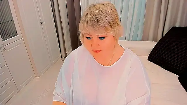 BIGTITSBBW's Live XXX Chat