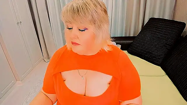 Živý XXX chat BIGTITSBBW