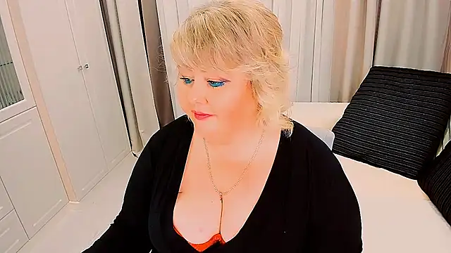 Show webcam de BIGTITSBBW
