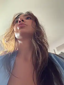 AnnaCastillo_ XXX чат на живо