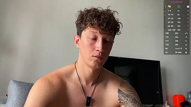 ohh_dani Show in webcam