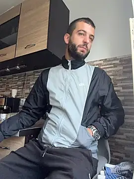 Pablo_Hornyguy95: вебкам-шоу