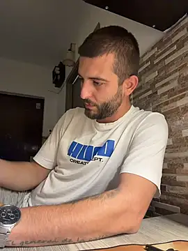 Pablo_Hornyguy95 Webcam show