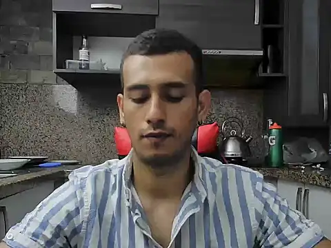 talktome4's Webcam Show