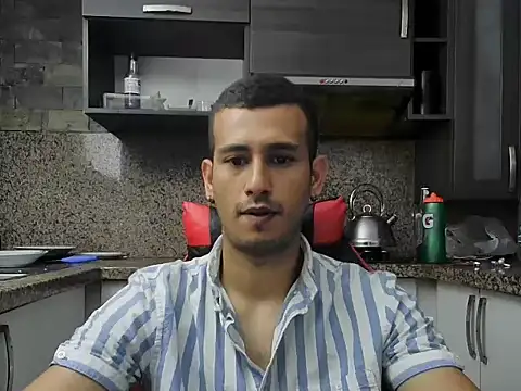 talktome4's Webcam Show