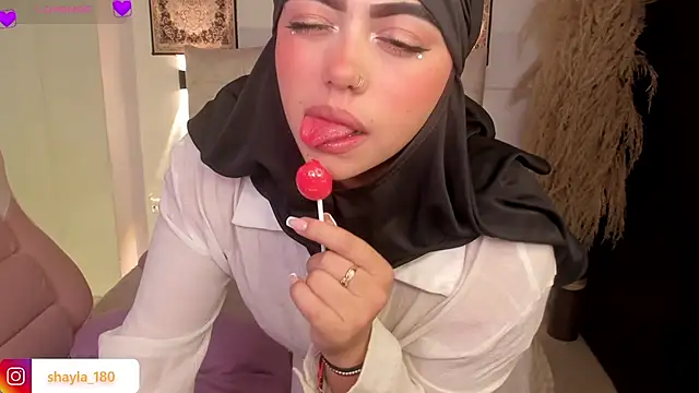 shayla_18 live XXX chat
