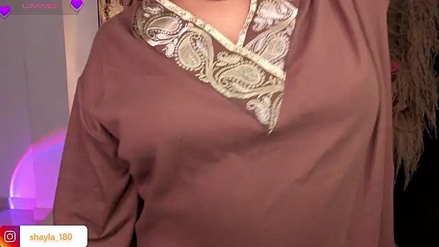 shayla_18 라이브 XXX 채팅