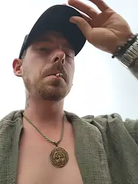 Simonshakeloveass Webcam-Show