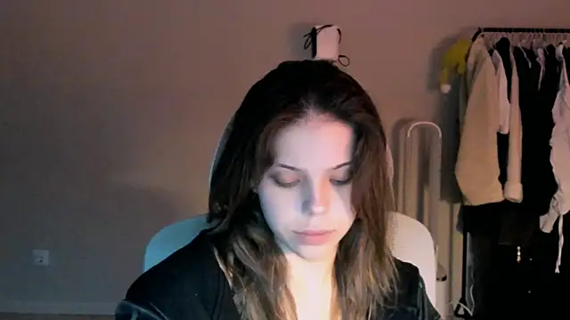 MelissaBrank Adlı Modelin Canlı XXX Sohbeti