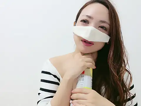Hina2212 现场XXX聊天
