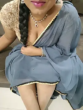 Chandrakala25 লাইভ XXX চ্যাট