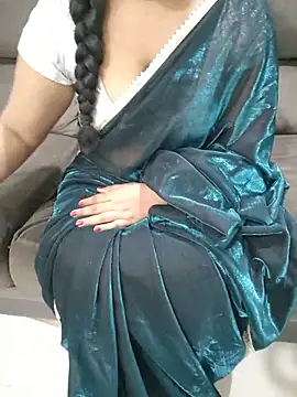 Chandrakala25's Live XXX Chat