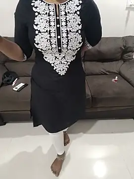 Chandrakala25 Adlı Modelin Canlı XXX Sohbeti
