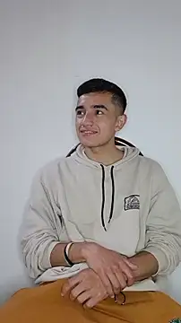 Thick_Cock 网络视讯表演