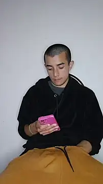 Thick_Cock 网络视讯表演