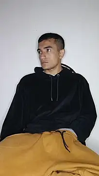 Thick_Cockn Webbikameraesitys